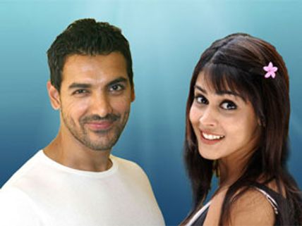 Genelia-John land up in marriage controversy