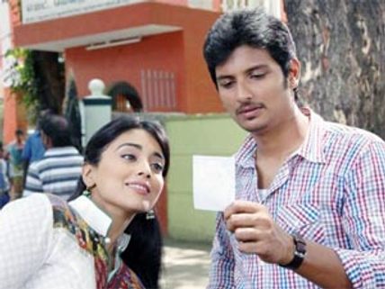 Celebrities galore at Rowthiram audio launch