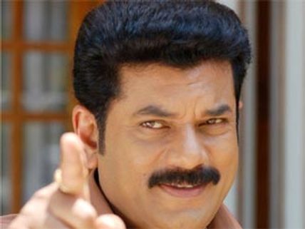 Mukesh launches foundation to help poor