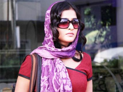 Remya Nambeesan's lip-lock floods her with offers