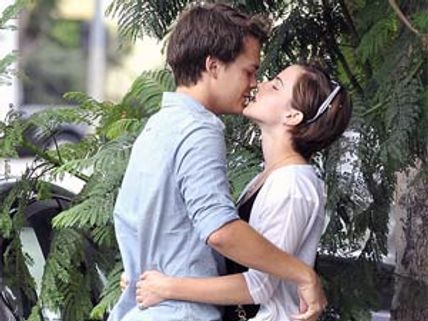 Emma Watson spotted locking lips with Johnny Simmons