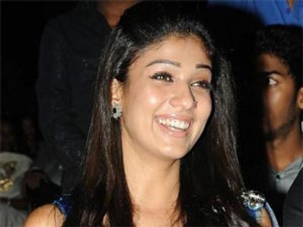 Nayantara bonds with Prabhu Deva in Mumbai