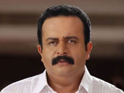 Saikumar returning as hero in Athoru Mazhakaalam