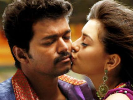 Vijay's Velayudham songs leaked on net?