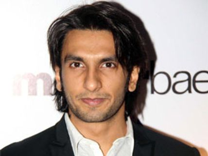Ranveer Singh misses Anushka Sharma 