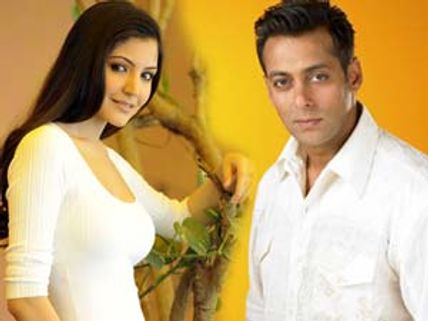 Salman Khan on top of Anushka Sharma's priority list