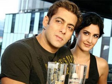 Katrina Kaif turns to saviour Salman Khan for help  