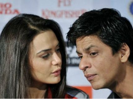 Shahrukh Khan takes a dig at Karan Johar, Aditya Chopra