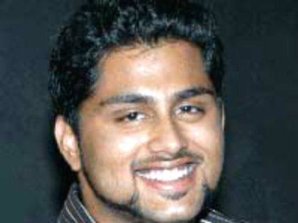 Ambareesh's fans ransack Lankesh Patrike office