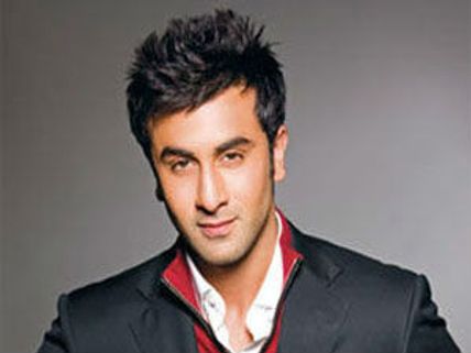 Rockstar Ranbir Kapoor makes NMIMS students go berserk!