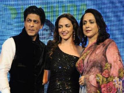 Hema Malini ready for a big battle with Shahrukh Khan