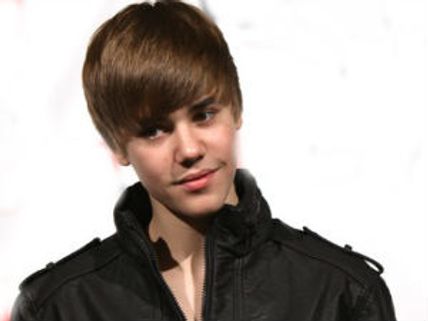 Justin Bieber's reps deny he's impregnated female fan