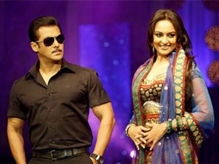 Salman Khan miffed with Sonakshi Sinha?