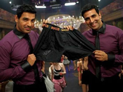Akshay Kumar, John Abraham to promote Desi Boyz on Bigg Boss 5 