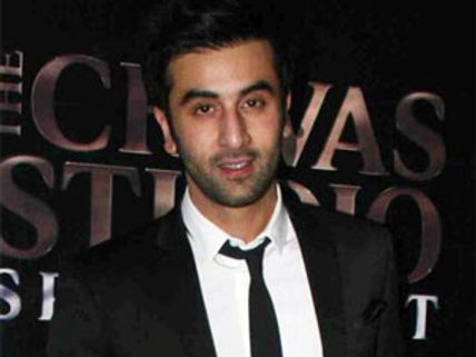 Ranbir Kapoor's grandmother gifts him a gold medal
