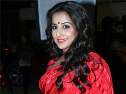 Vidya Balan turns an International lingerie model?