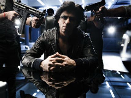 Shahrukh, Farhan finish shooting for 'Mujhko Pehchaan Lo'