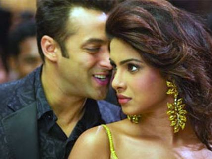 Salman Khan, Priyanka Chopra's cold war ends?