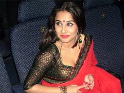 The Dirty Picture actress Vidya Balan dons a burka