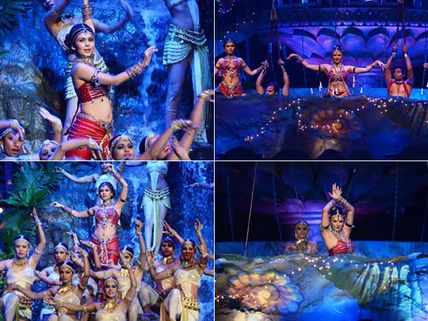 Deepika, Simran's aqua act at Colors Golden Petal Awards
