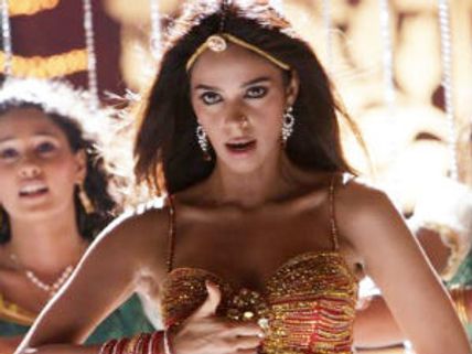 Mallika Sherawat to move her hips for 'Kolaveri di'