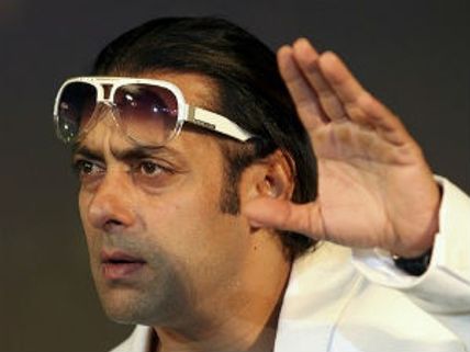 Salman Khan bumps into ex girlfriend Shaheen