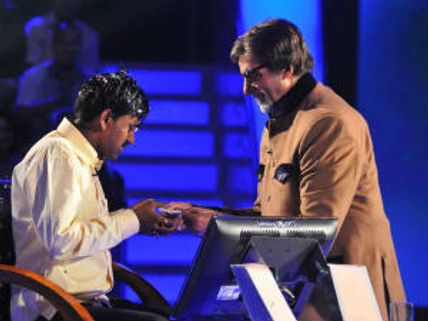 KBC, Amitabh finally hand over Rs 5 cr cash prize to Sushil Kumar