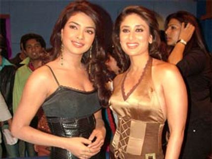 Priyanka Chopra, Kareena Kapoor to turn friends again?