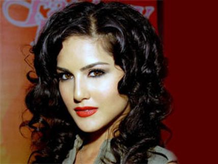 Big Boss 5: Sunny Leone's new porn movie with ex-boyfriend gets revealed on internet