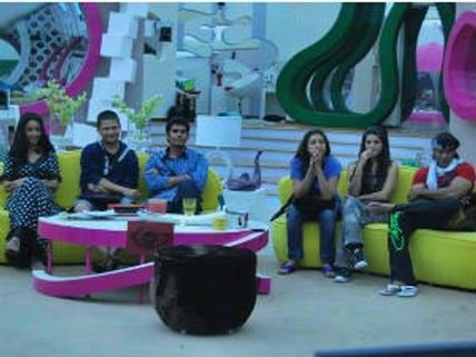 Bigg Boss 5: Amar Upadhyay apologises to housemates