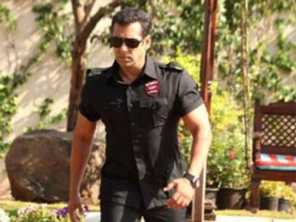 Bigg Boss 5: Salman Khan falling out with show bosses!