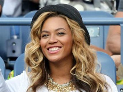 Beyonce Knowles' baby photo leaked on internet!!!