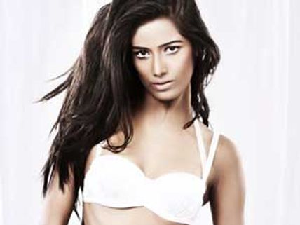 Poonam Pandey to enter Bollywood?