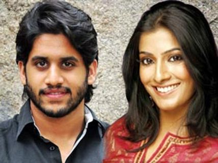 Varalaxmi to romance Naga Chaitanya!