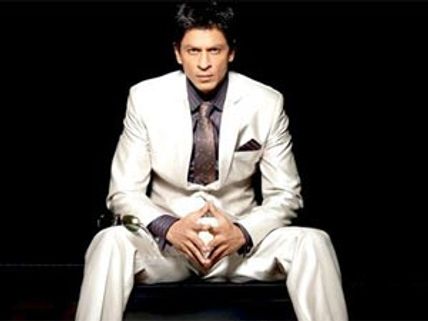 Shahrukh Khan becomes a bakra!