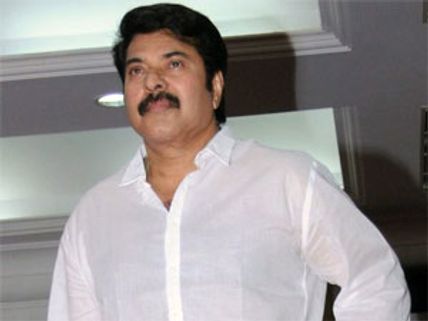 Mammootty's fans cross one lakh on Facebook