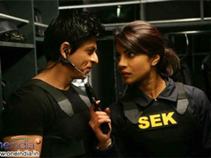 Karan Johar dumps Priyanka Chopra for Gauri Khan?