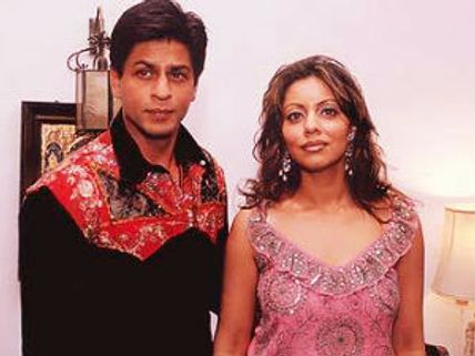 What are Shahrukh-Gauri's plans for Valentine's Day?