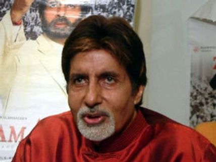 Amitabh Bachchan shows signs of improvement