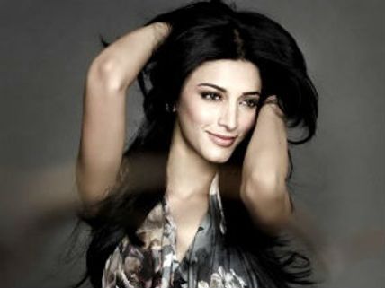 Shruti Hassan to romance Vishal!