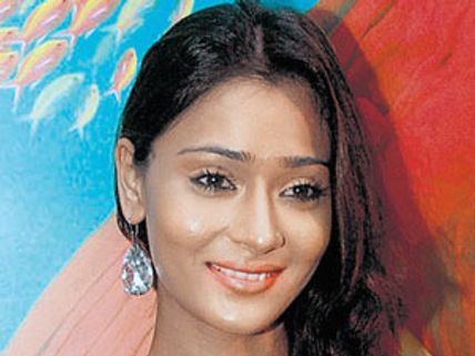 Sara Khan in Ekta Kapoor's DDLJ TV remake