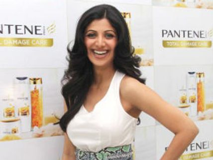 Pregnant Shilpa Shetty confirms to cheer Rajasthan Royals