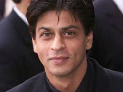Shahrukh Khan wishes Sujoy Ghosh, Kahaani team