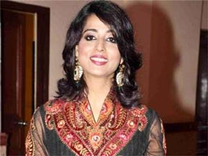 Mahie Gill grabs a role in Salman Khan's Dabangg 2