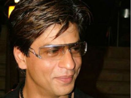 Shahrukh Khan enjoys time with daughter Suhana in London
