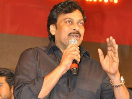 Chiranjeevi looking for good scripts