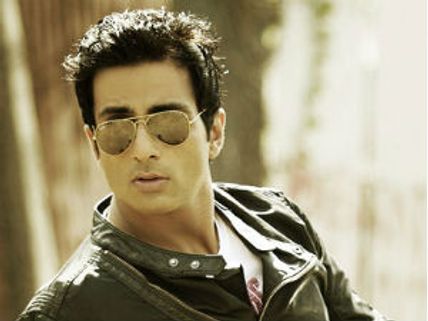 Sonu Sood can't stop gushing on Dawood Ibrahim
