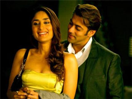 Salman Khan to gift Kareena Kapoor a BMW?