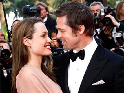 Brad-Angelina to wed in France and move to England