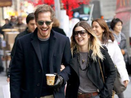 Pregnant Drew Barrymore, Will Kopelman set for June wedding